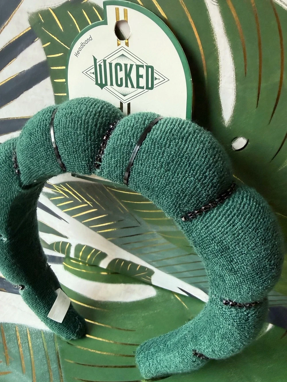 Conair Wicked Emerald Green Rhinestone Spa Headband NWT